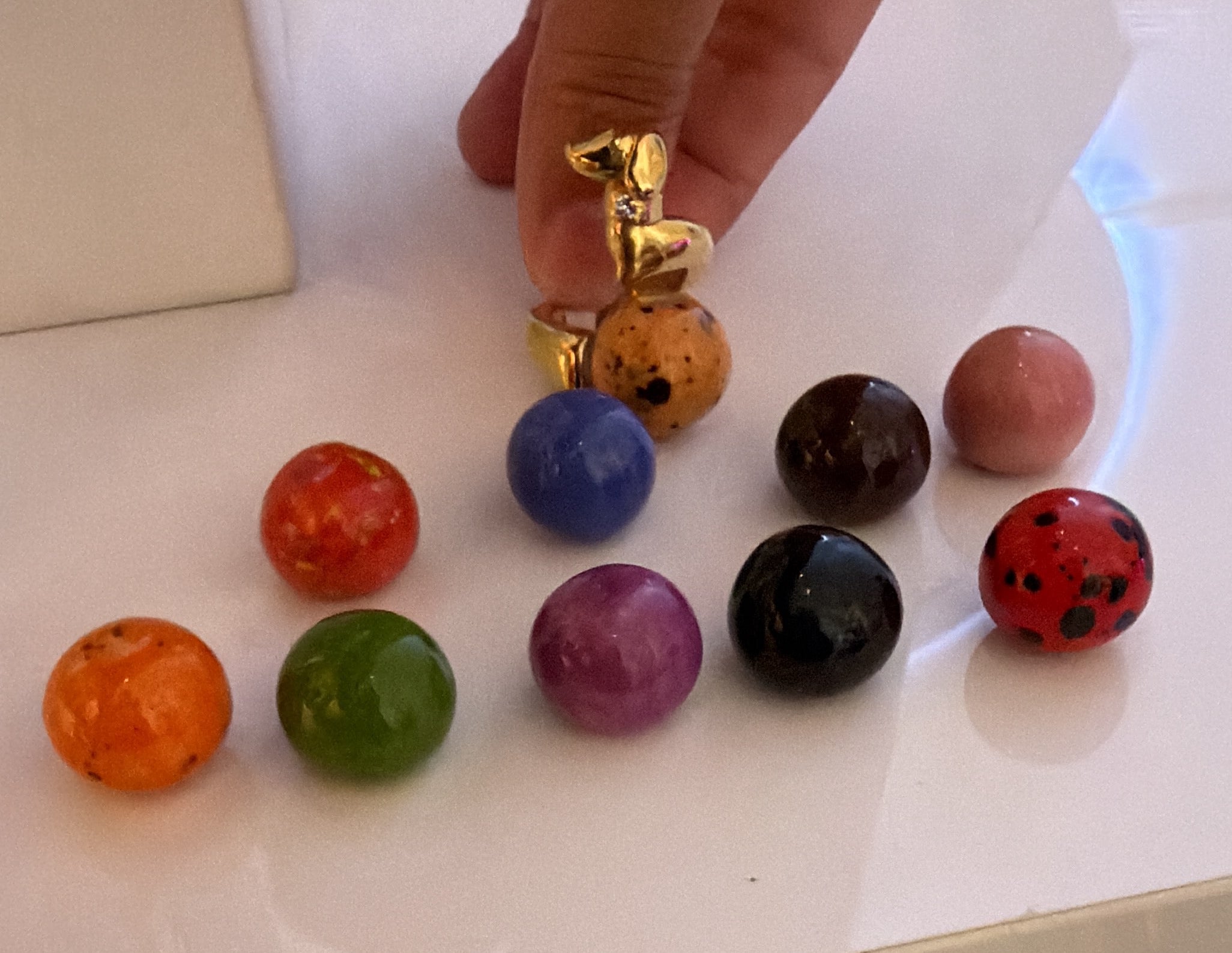 Small Ceramic Balls